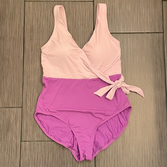 CALIA by Carrie Underwood Other - Calia by Carrie Underwood Swimsuit Women’s 10 Purple One Piece Colorblock